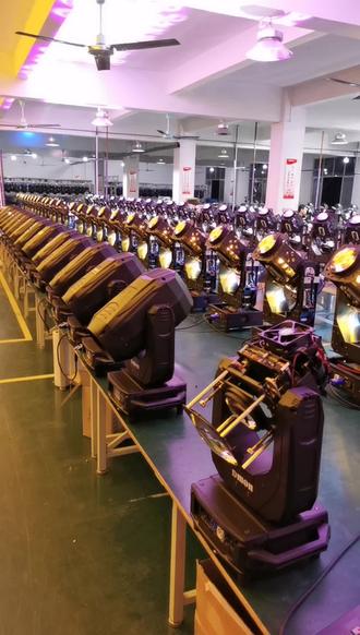 日常生产车间 加班赶货中#工厂实拍 #生产厂家 #舞台灯光 #